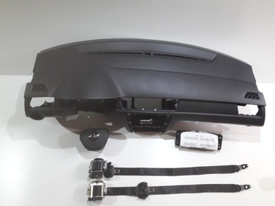 Skoda rapid панель приладів консоль подушка безпеки подушки безпеки ремені фото №1