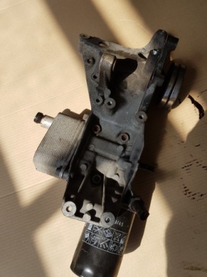 Корпус основа фільтра оливи audi 06h903143e фото №1