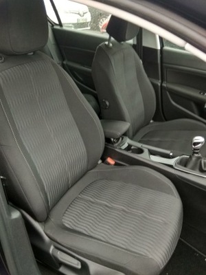 Peugeot 308 t9 сиденье правый фото №1