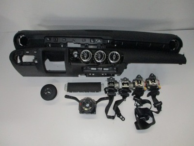 Консоль pulpit приборная панель mercedes a klasa 177 фото №1