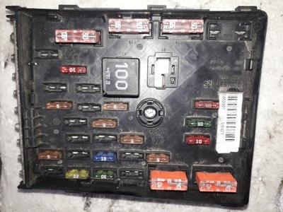 Passat b6 коробка предохранителей 3c0937125 фото №1
