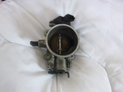 Hyundai tucson i 2.0 16v дросельна заслінка фото №1