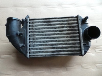 Интеркулер левый vw passat b5fl 2.5tdi 059145805 фото №1