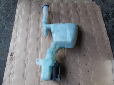 Ford fiesta mk7 бак омывателя фото №1