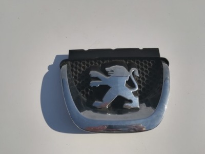 Значок решётка радиатора эмблема peugeot 308 t7 фото №1