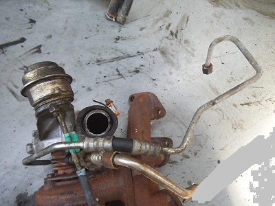 Frontera b 2.2 dti трубка смазки турбины фото №1