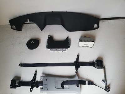 Mitsubishi asx lift панель приладів консоль подушка безпеки ремені фото №1