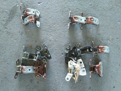 Hyundai ix35 петли дверь góra dół фото №1