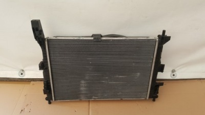 Ford оригінальний номер cv618005vc радіатор, система охолодження двигуна фото №1