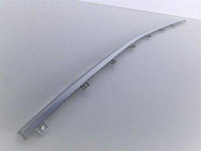 Mercedes glc 253 молдинг середня хром бампер amg фото №1