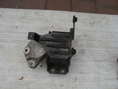 Partner berlingo ii 1.6 hdi кронштейн двигуна подушка фото №1