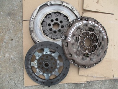 KOŁO DWUMASOWE SPRZĘGŁO NISSAN QASHQAI 2.0 DCI