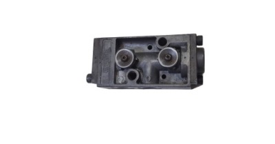 Клапан высокий niski man f90 f2000 zf 0501215359 фото №1