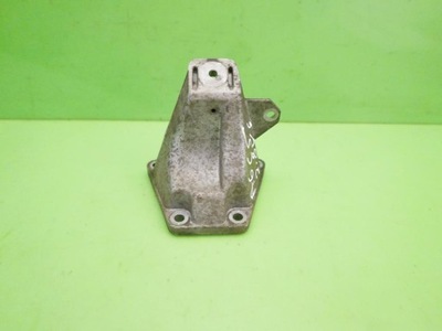 BRACKET ENGINE RIGHT AUDI A6 C5 2.8 V6 ACK 97-01  