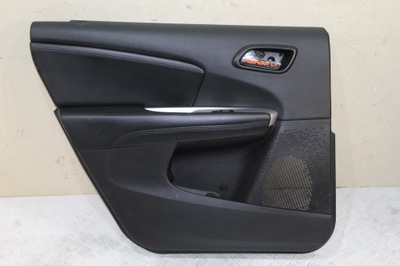 Обшивка двері лівий задня fiat freemont фото №1