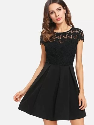 Sukienka mini czarna koronkowa z odkrytymi plecami