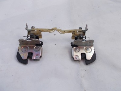 Mercedes clk w209 замок задній сидіння 2039200472 фото №1