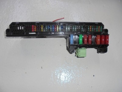 Bmw e60 e61 2,5 d коробка предохранителей фото №1