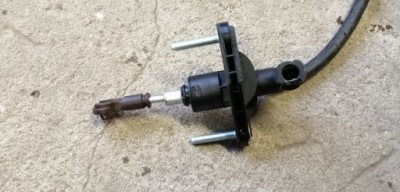 Suzuki swift mk7 10-17 1.2 b насос сцепления фото №1