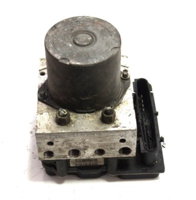 Насос abs renault scenic ii 8200038702 0265234000 фото №1