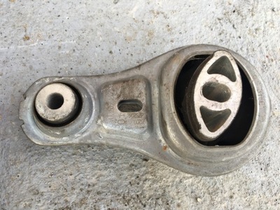 Кронштейн подушка двигуна master iii 2.3 dci 93860700 фото №1