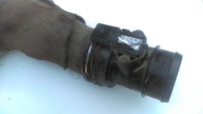 Audi vw витратомір повітря 2,5tdi 028100240 фото №1