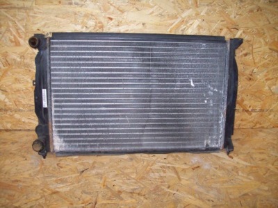 Vw passat b 5 рестайлинг  2,0 azm радиатор воды фото №1