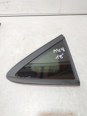 Ford fiesta mk8 стекло кузовная правая задняя фото №1