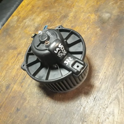 Повітродувка вентилятор volvo s40 0130111191 фото №1