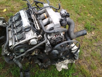 MOTOR AUDI A6 C5 1,8 TURBO CZESCI.  