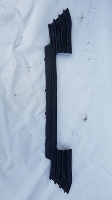 Решётка средняя renault megane iv 242534881r фото №1