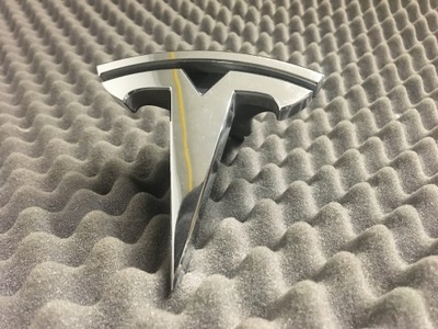 TESLA X INSIGNIA EMBLEMA 1047884-00-D  