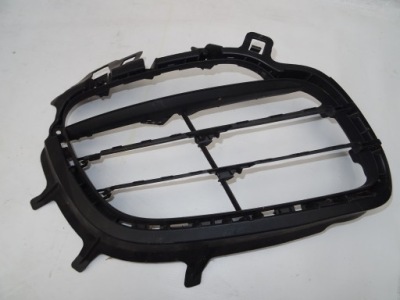 Porsche оригинальный номер 98150556400 решётка бампера фото №1