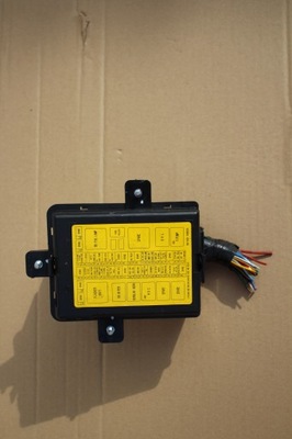 Кришка коробка запобіжників ssang yong kyron фото №1