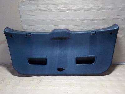 Venga обшивка крышки багажника 81750-1p000 фото №1