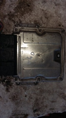 Бортовой компьютер volvo v40 0281010440 фото №1