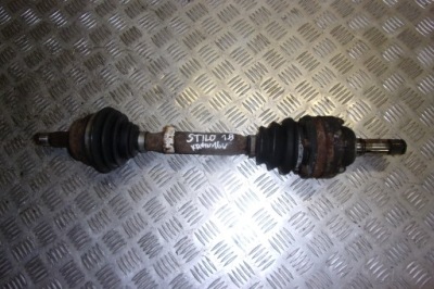 Приводной вал левая короткий шарниры fiat stilo 1.8 16v 01- фото №1