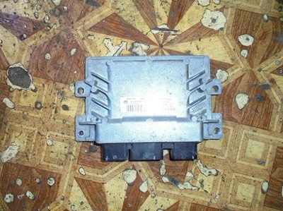 Renault бортовий комп'ютер s120200113a фото №1