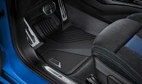 Oryginalne dywaniki gumowe nowe BMW 1 z 2019r F40