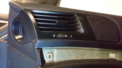 BMW E39 DEFLECTOR FAN BLOWING DOOR RIGHT  