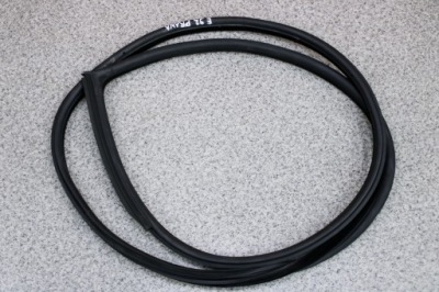 Bmw e92 купе прокладка двері права 7119092 фото №1