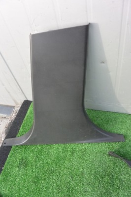 Захист обшивка стійка права jaguar xf x250 lift фото №1