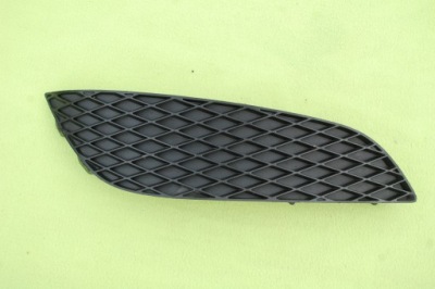 Opel astra h решётка правый  бампера заглушка фото №1