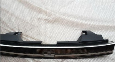 Audi q5 8r0 оригинальная молдинг багажника серебристая фото №1