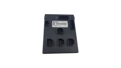 Audi a4 a5 модуль комфорта блок управления бортовой сетью 8k0907063c фото №1