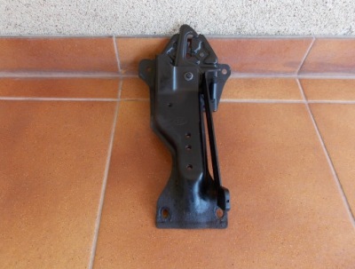 Kia sorento i 06-09 lift замок капот засов фото №1