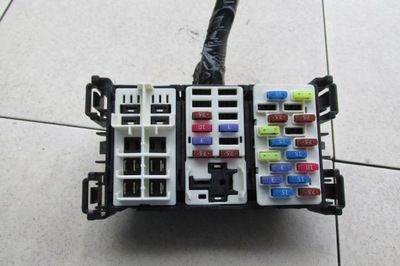 Коробка предохранителей задняя ecosport 1,5 tdci 2014 фото №1