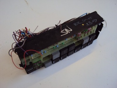 Коробка запобіжників range rover sport 2013- фото №1