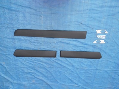 Suzuki sx4 молдинг na дверь задние левая оригинал фото №1