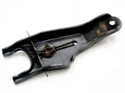 Кронштейн зчеплення mazda 1.3 16v 323 121 pride фото №1